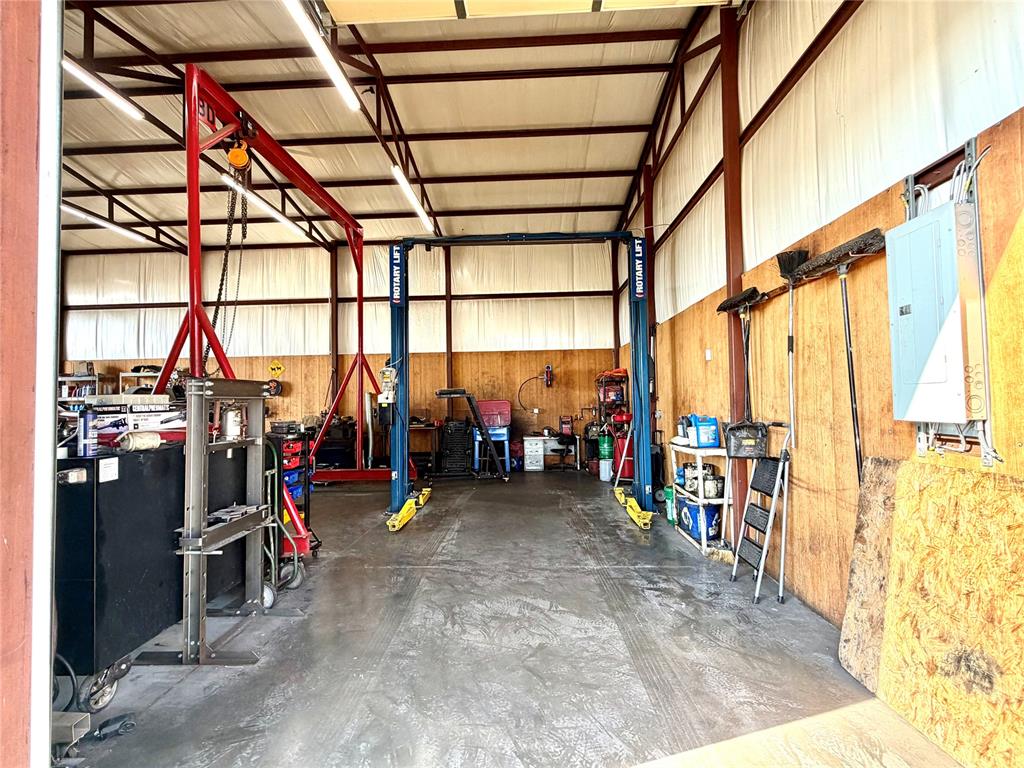 1515 Highway 81 Property Photo 17