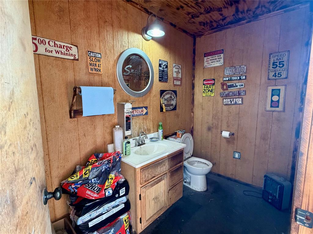 1515 Highway 81 Property Photo 19