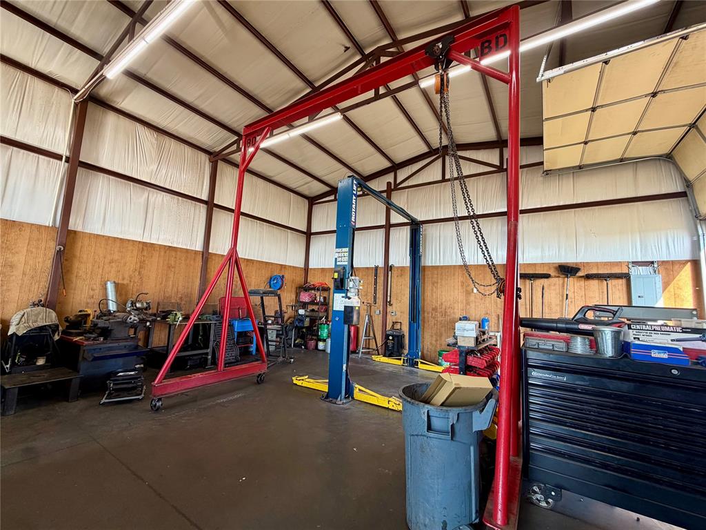 1515 Highway 81 Property Photo 21