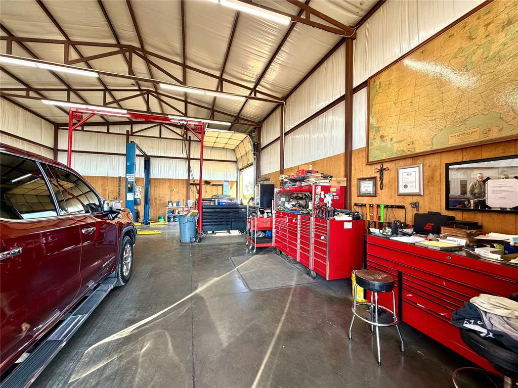 1515 Highway 81 Property Photo 22