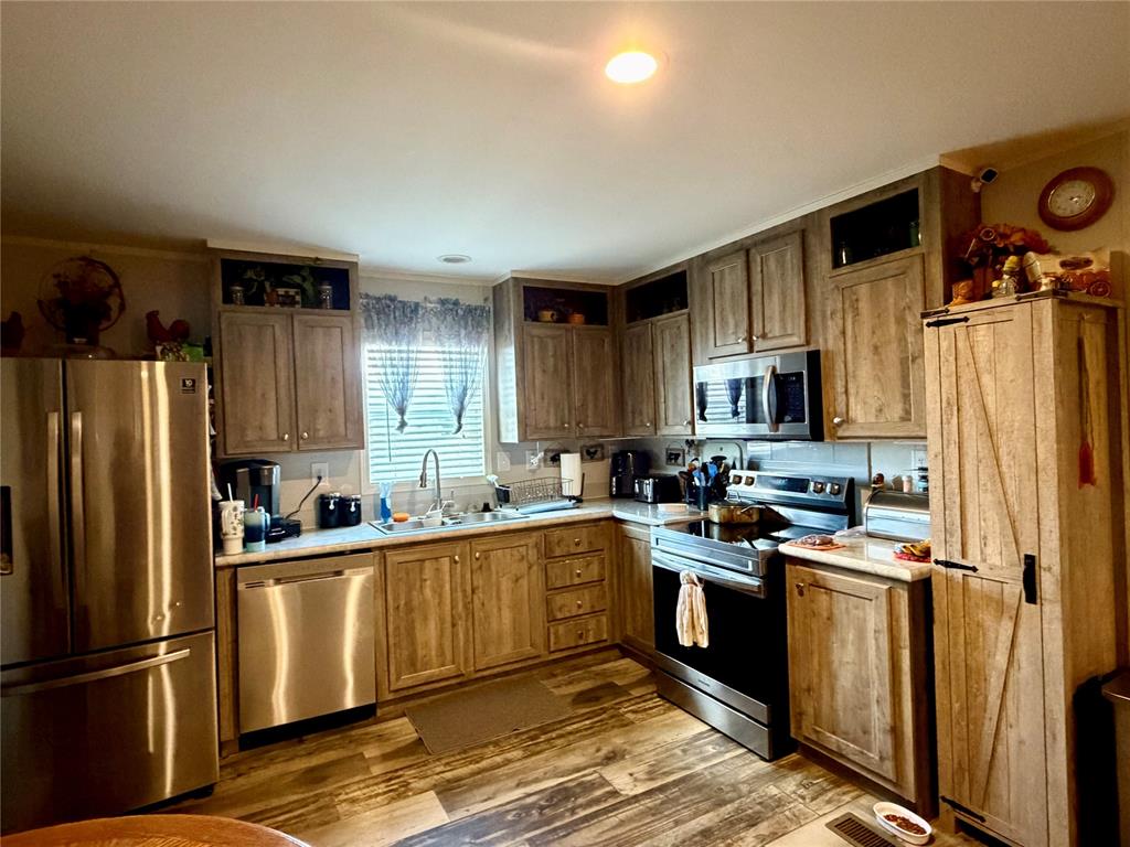 1515 Highway 81 Property Photo 28