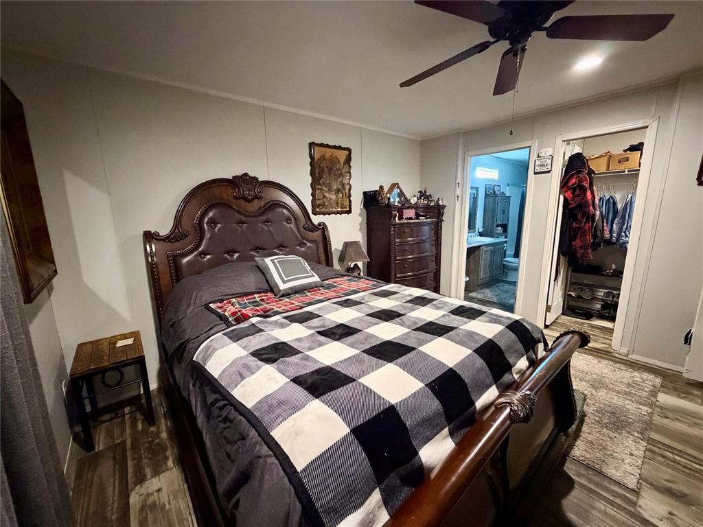 1515 Highway 81 Property Photo 33