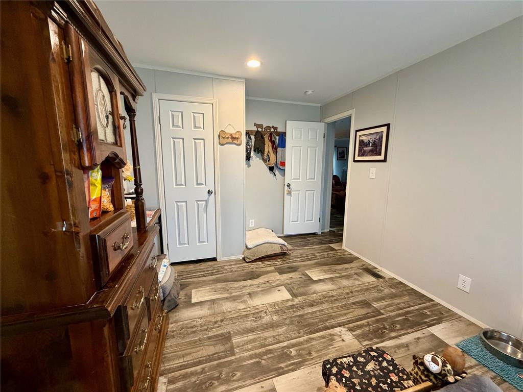 1515 Highway 81 Property Photo 36