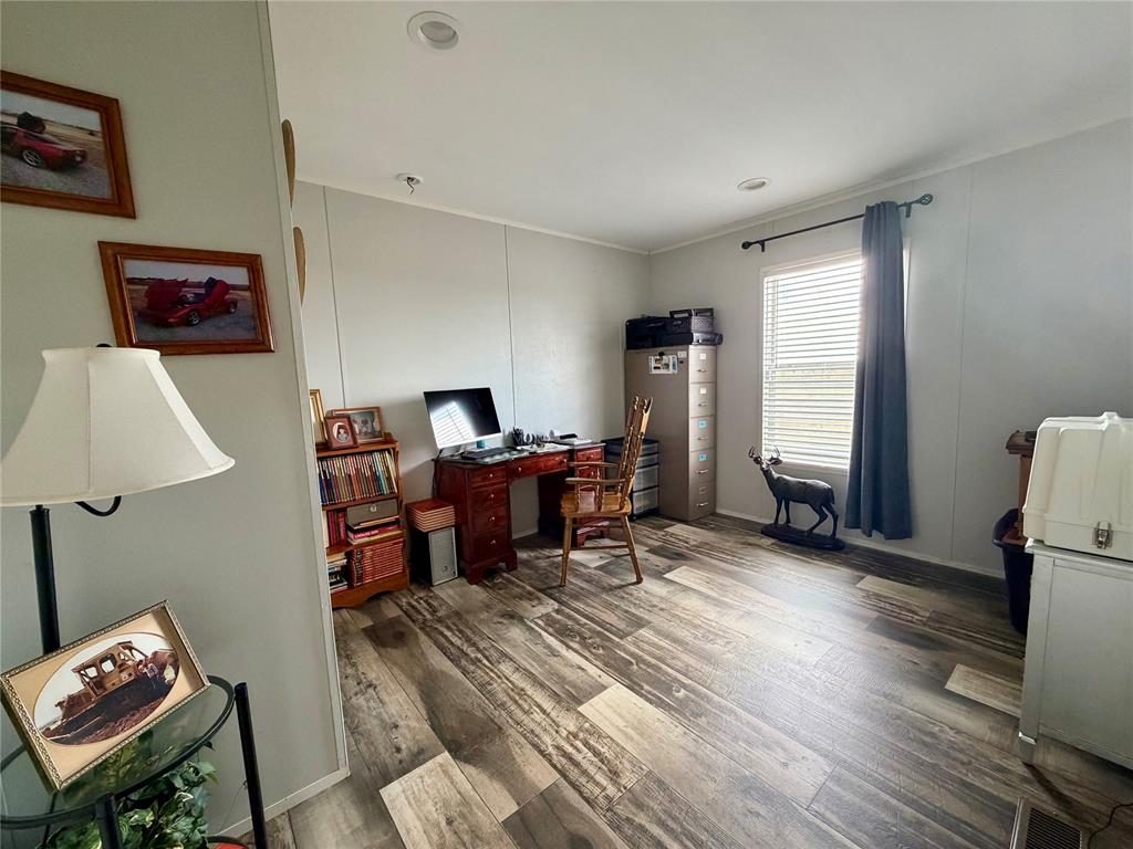 1515 Highway 81 Property Photo 38