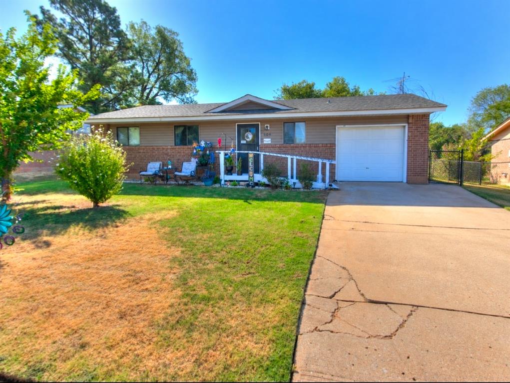 604 Meadowlake Drive Property Photo 1