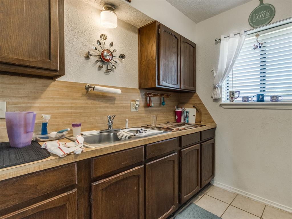 604 Meadowlake Drive Property Photo 10