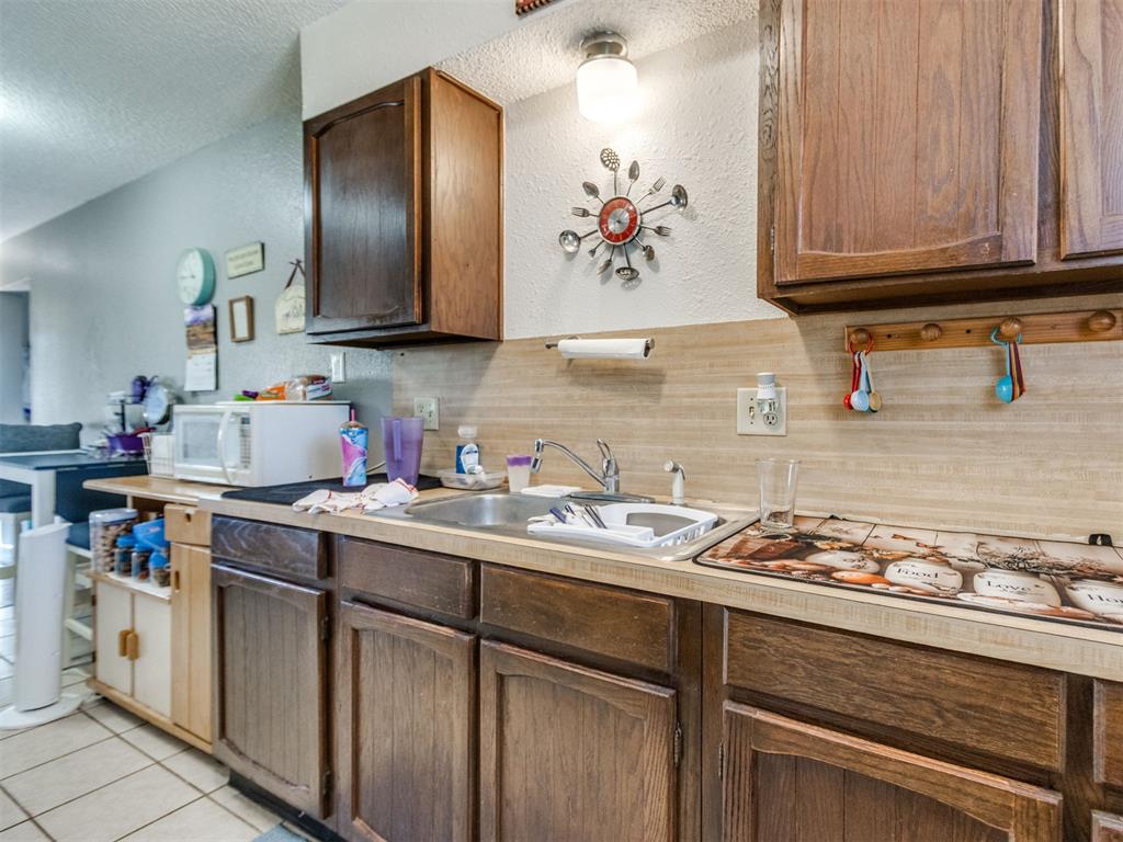 604 Meadowlake Drive Property Photo 11