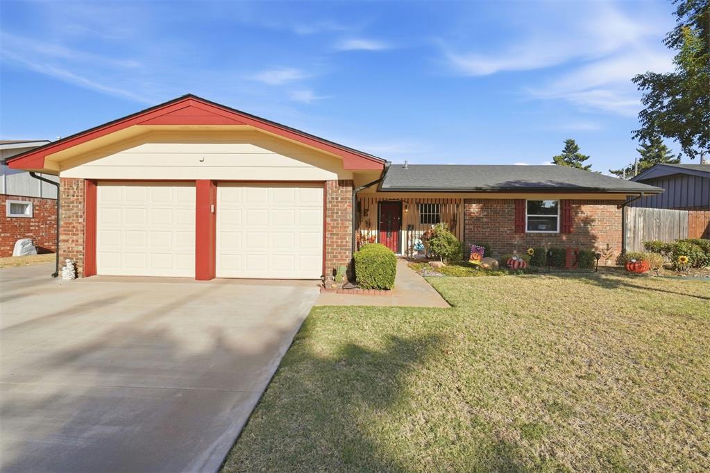 2512 Cherokee Strip Street Property Photo 1