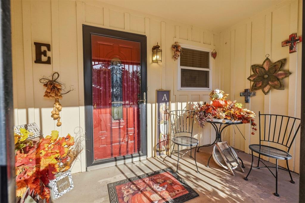 2512 Cherokee Strip Street Property Photo 9