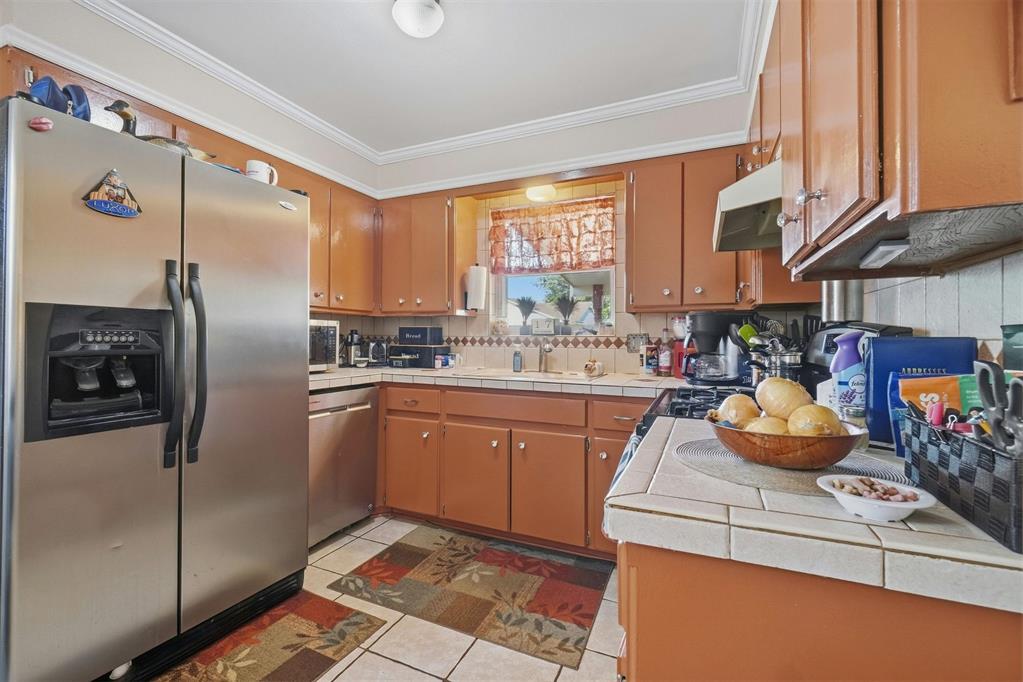 2512 Cherokee Strip Street Property Photo 20