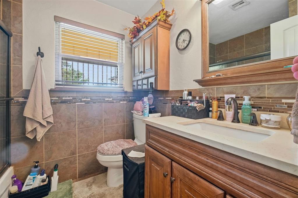 2512 Cherokee Strip Street Property Photo 33