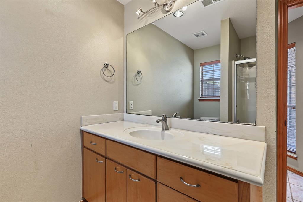 906 Renita Street Property Photo 13