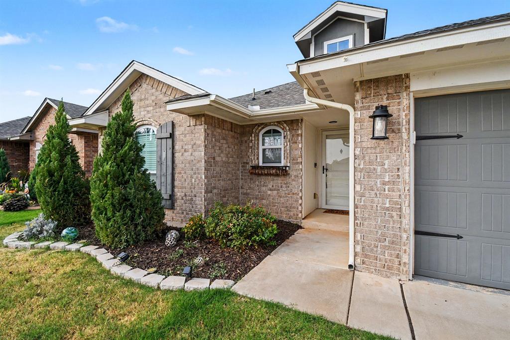 18425 Groveton Boulevard Property Photo 4