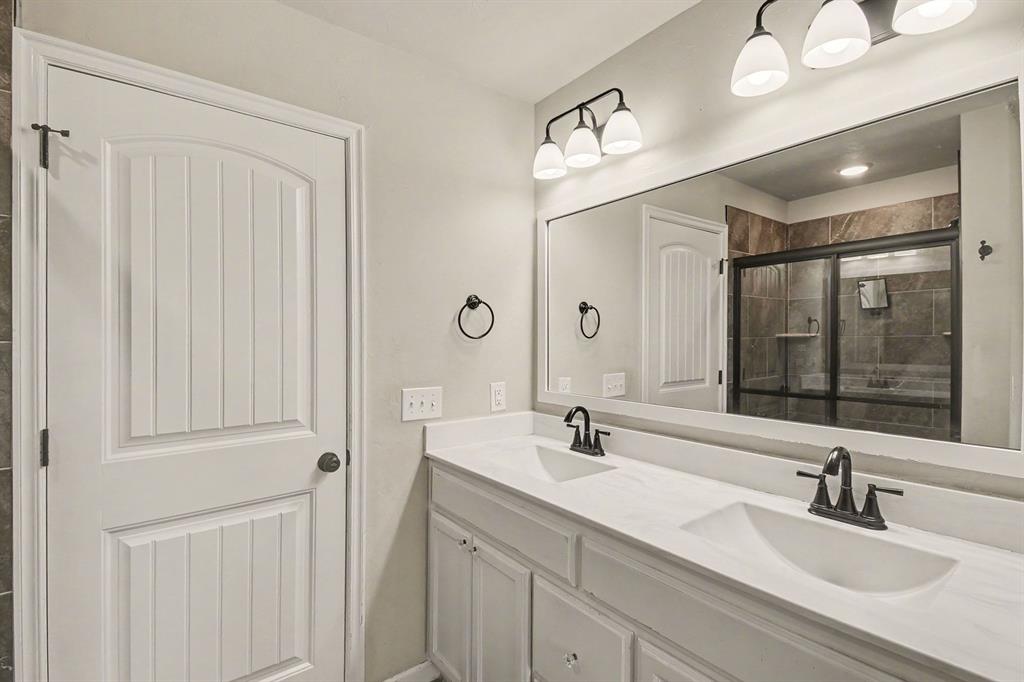 18425 Groveton Boulevard Property Photo 21