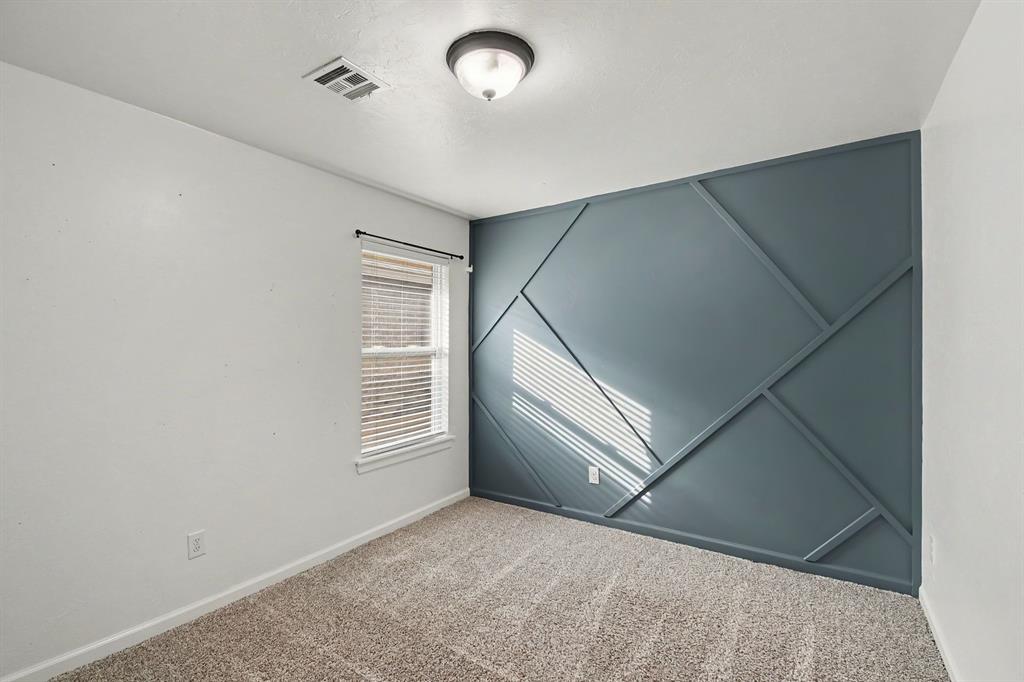 18425 Groveton Boulevard Property Photo 27