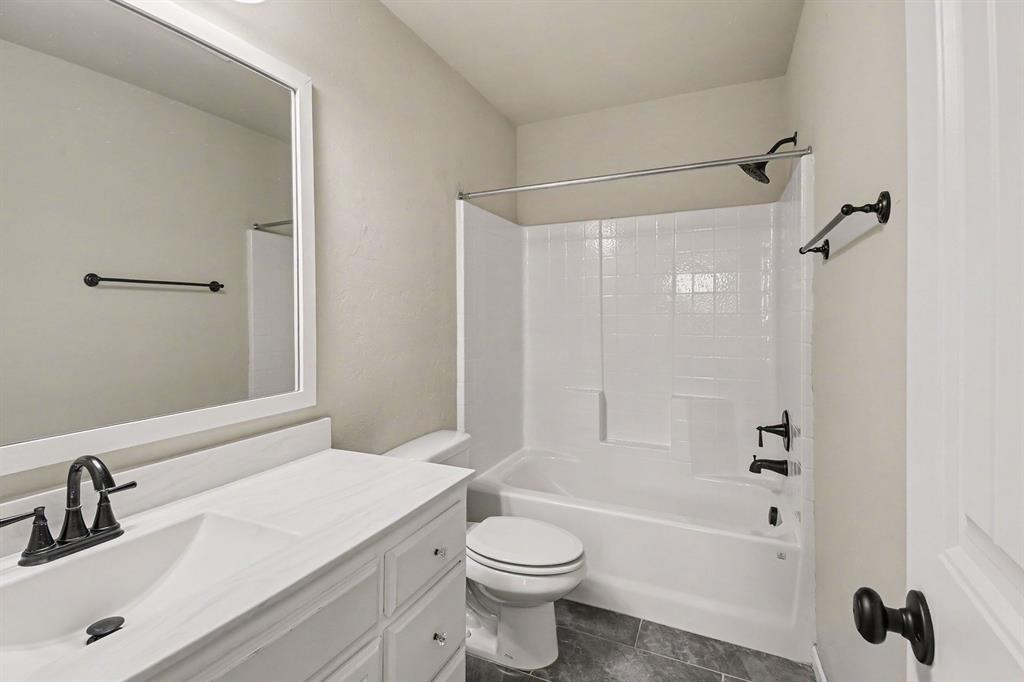 18425 Groveton Boulevard Property Photo 31