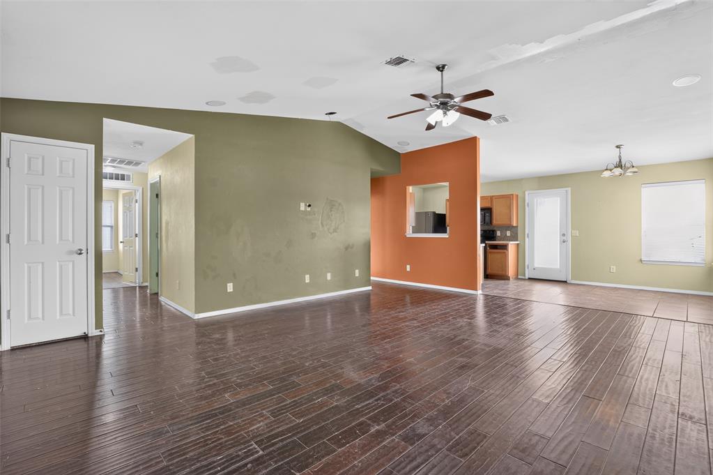 1804 Nw 145th Street Property Photo 3