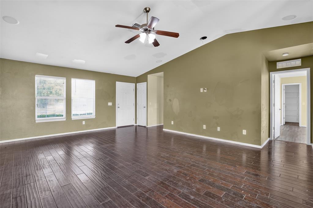 1804 Nw 145th Street Property Photo 4