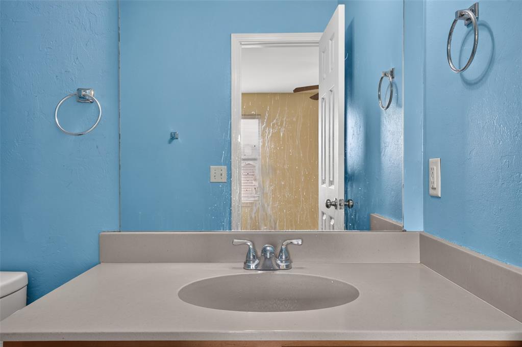 1804 Nw 145th Street Property Photo 18