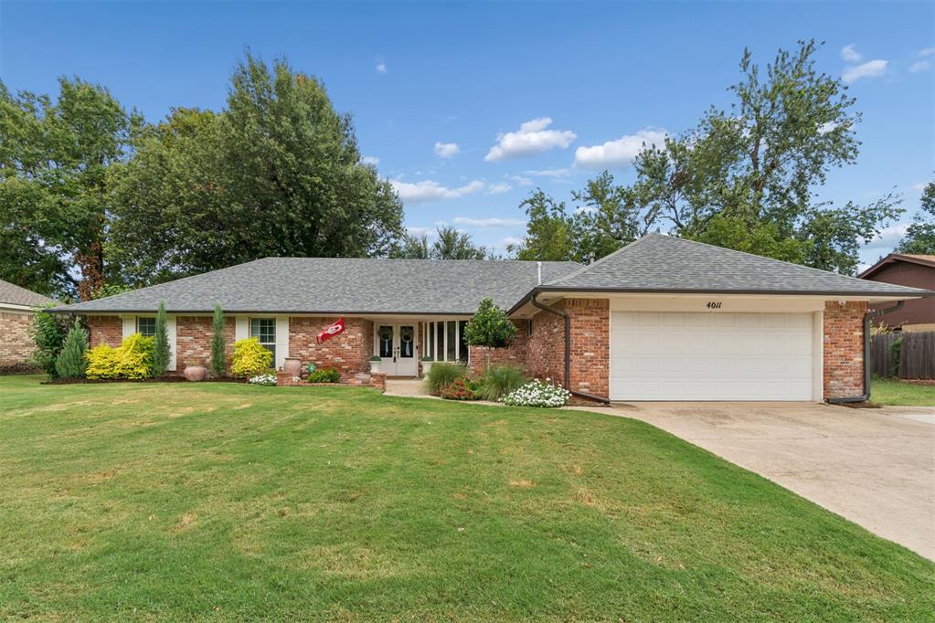 4011 Briarcrest Drive Property Photo 2