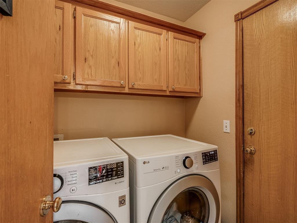 1713 N Shawnee Trail Property Photo 15