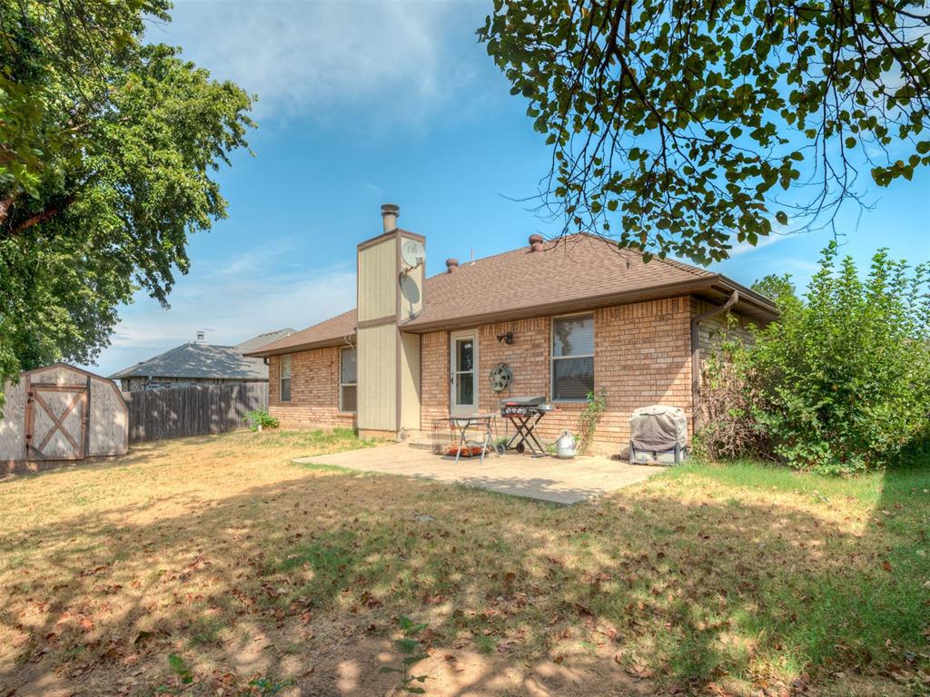 1713 N Shawnee Trail Property Photo 17