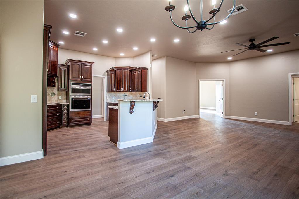 10501 Dobbs Road Property Photo 15