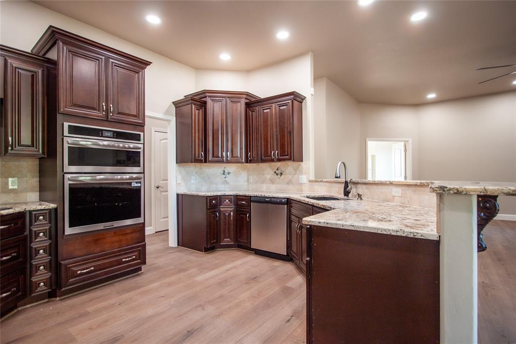 10501 Dobbs Road Property Photo 16