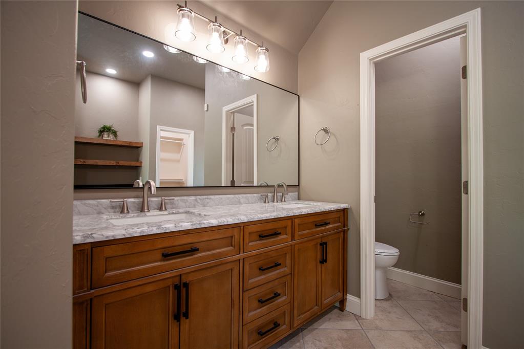 10501 Dobbs Road Property Photo 23