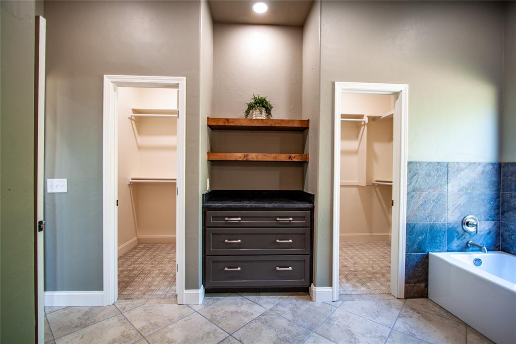 10501 Dobbs Road Property Photo 27