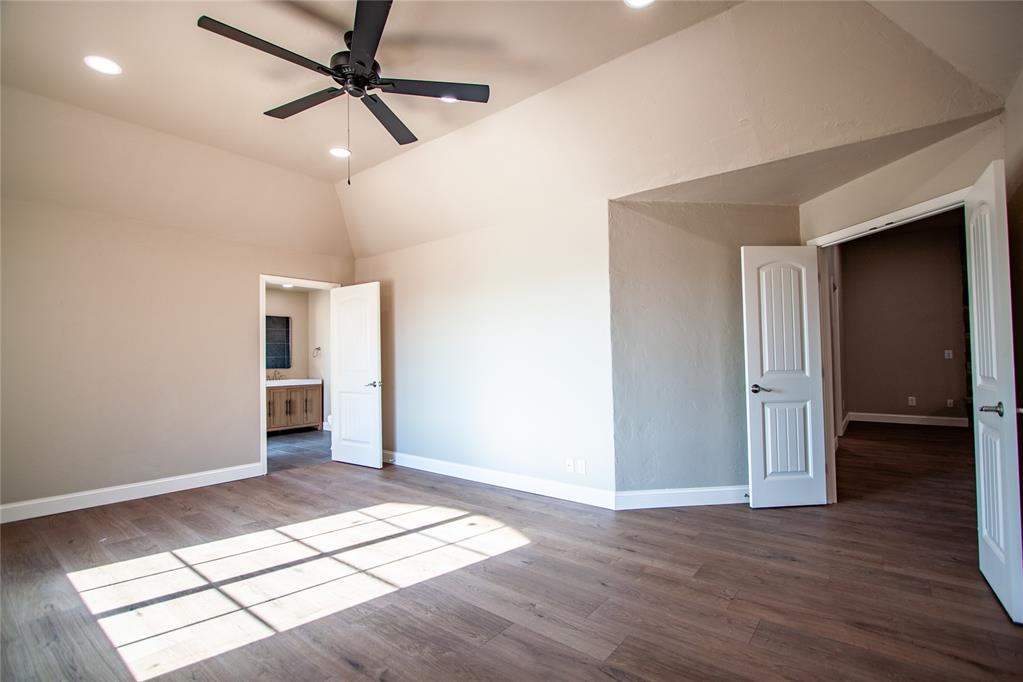 10501 Dobbs Road Property Photo 30