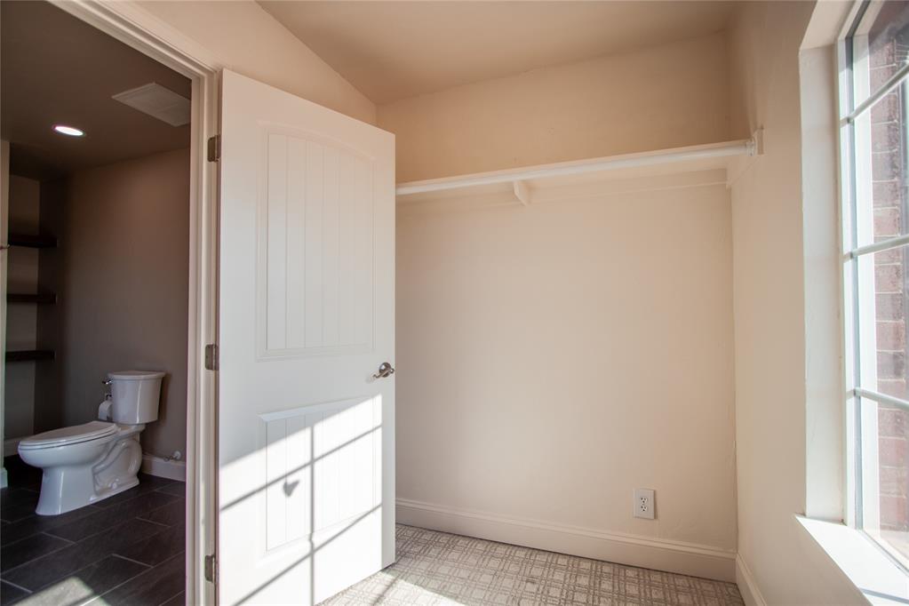 10501 Dobbs Road Property Photo 33