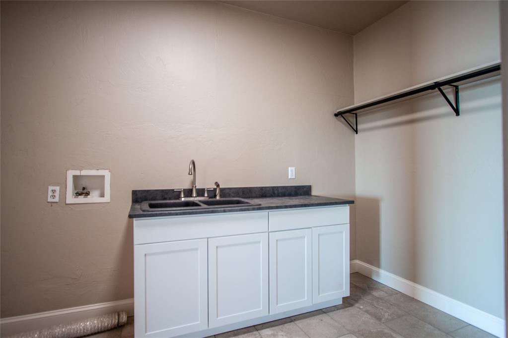 10501 Dobbs Road Property Photo 40