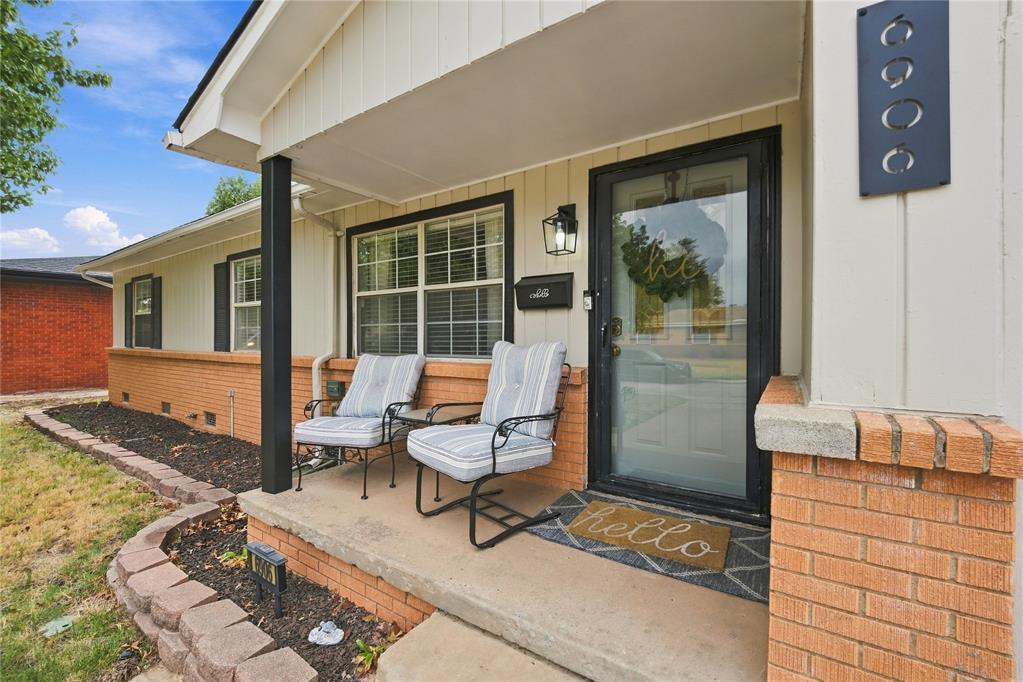 6906 Nw 59th Street Property Photo 4