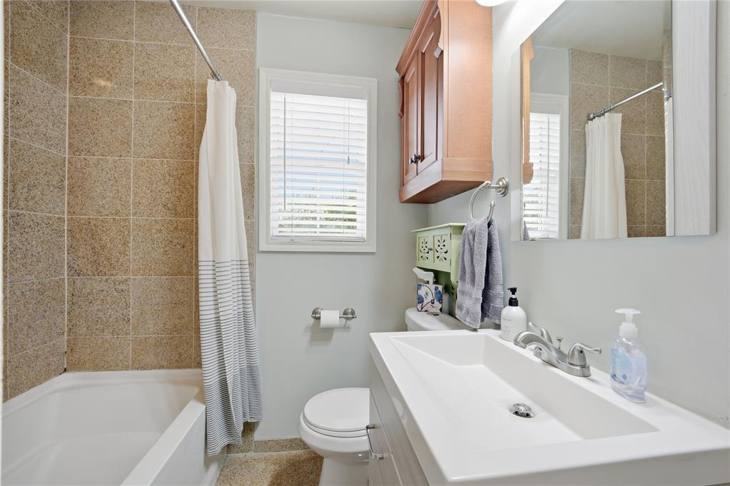 6906 Nw 59th Street Property Photo 27