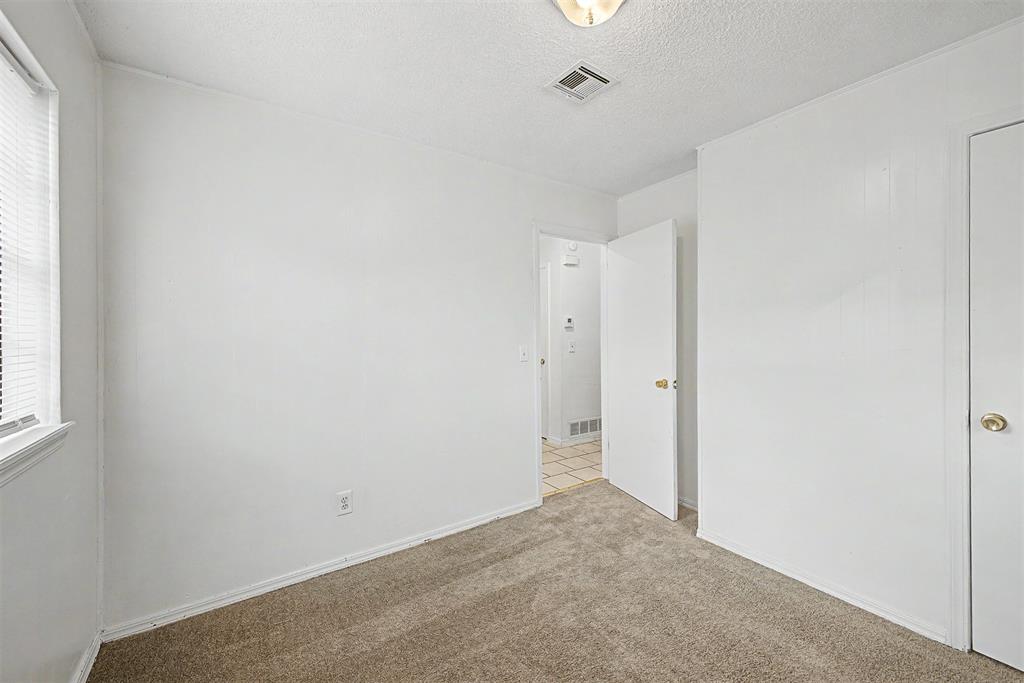 716 Lloyd Avenue Property Photo 20