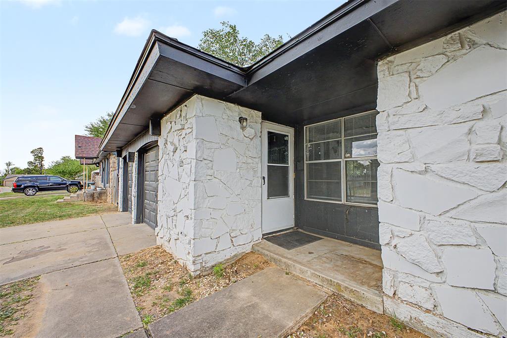 716 Lloyd Avenue Property Photo 27