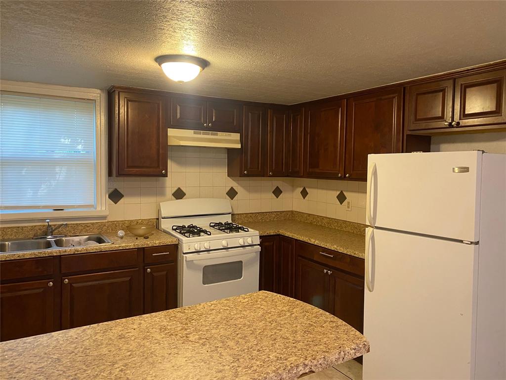 216 Ne 4th Street 216, 218 Property Photo 14