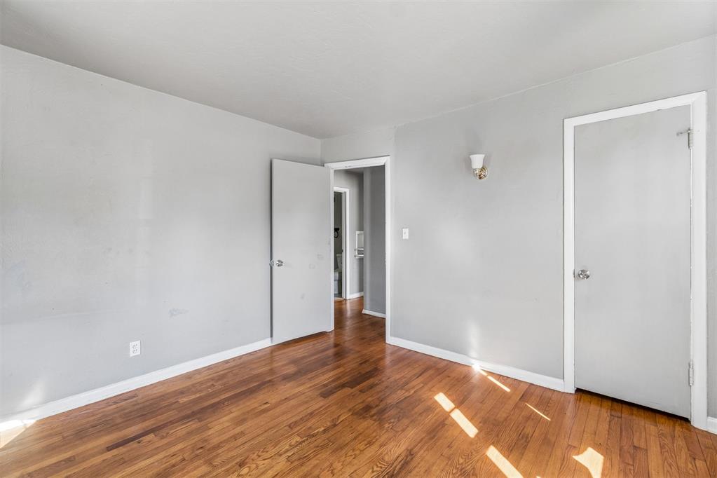 1117 Marydale Avenue Property Photo 13
