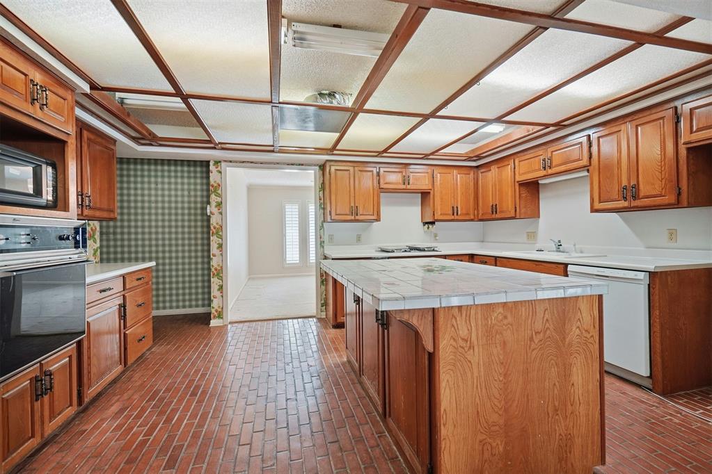 525 Lakeside Drive Property Photo 20