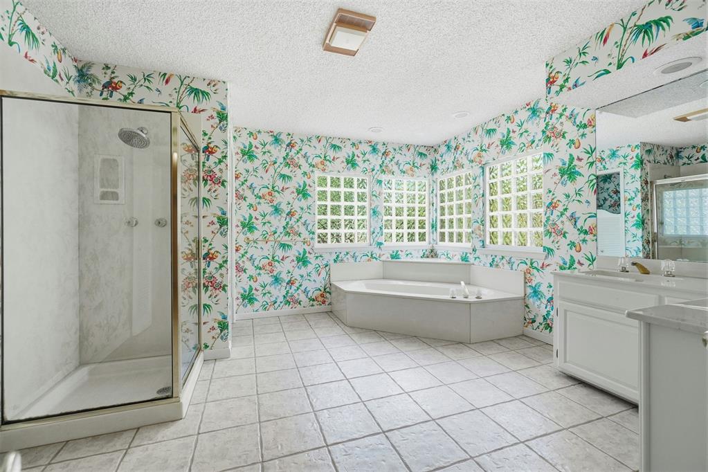525 Lakeside Drive Property Photo 26