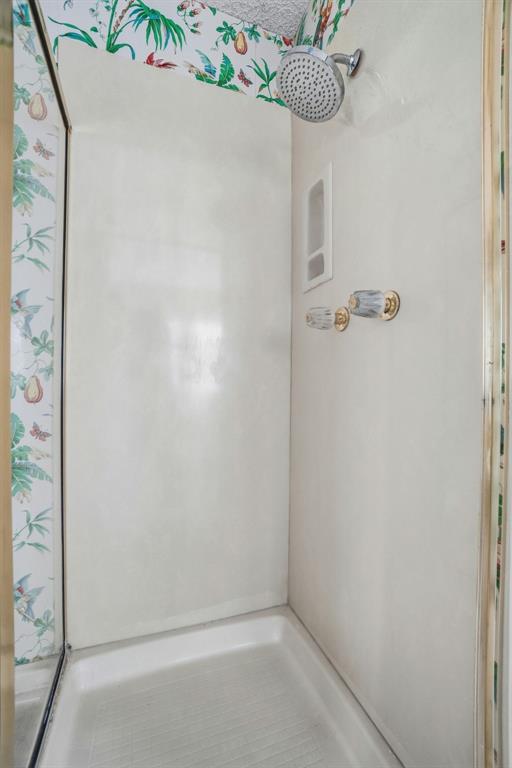525 Lakeside Drive Property Photo 30