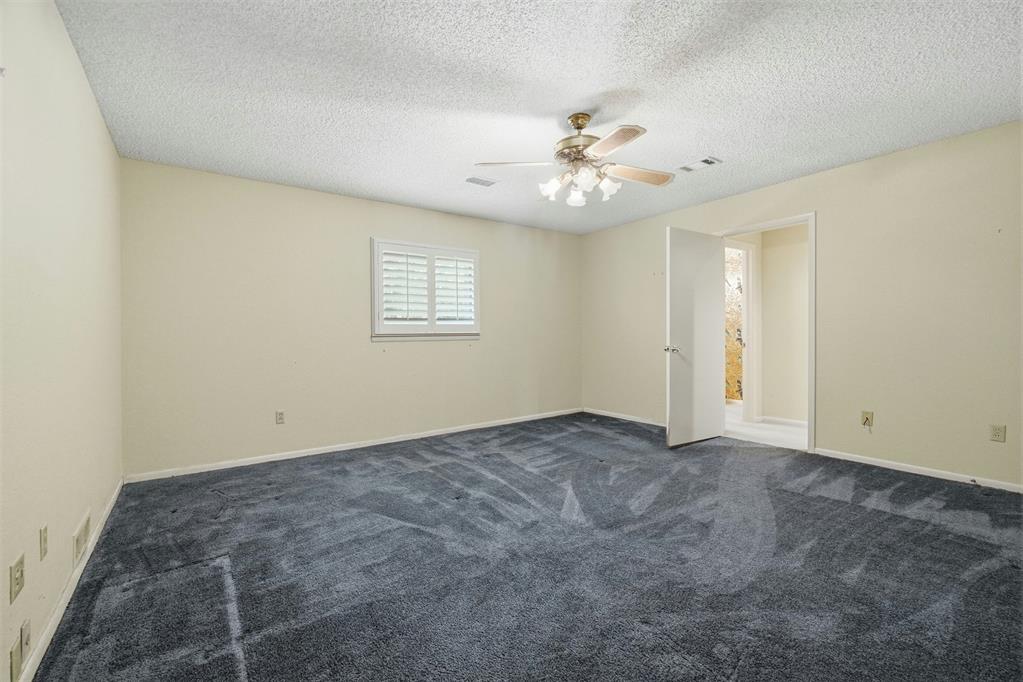 525 Lakeside Drive Property Photo 34
