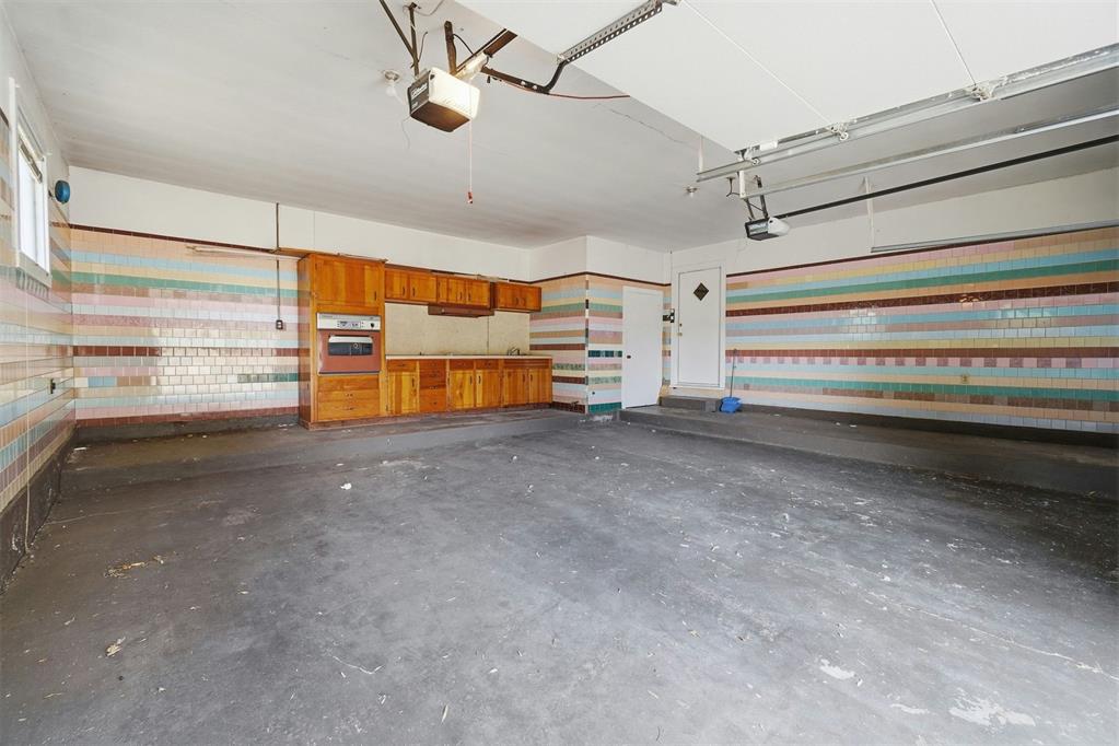 525 Lakeside Drive Property Photo 38