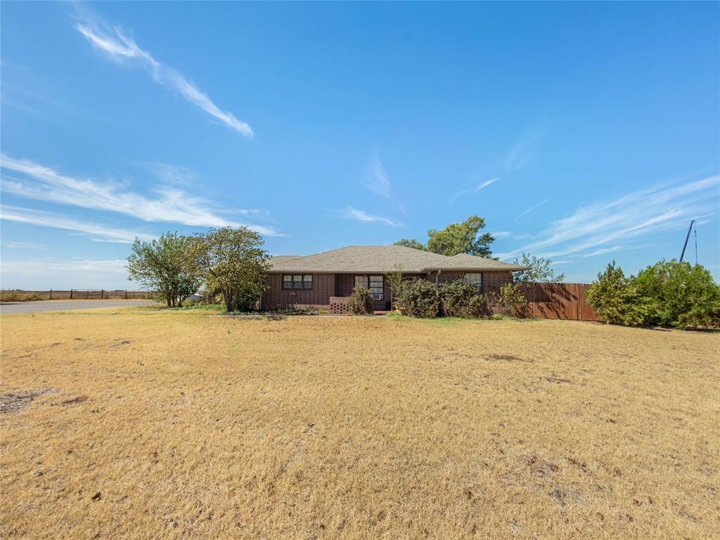 8717 Us 183 Highway Property Photo 1