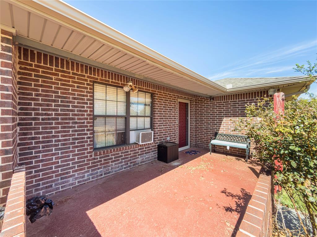 8717 Us 183 Highway Property Photo 4