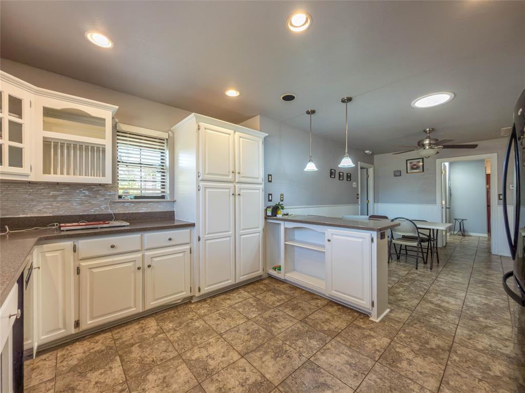 8717 Us 183 Highway Property Photo 14