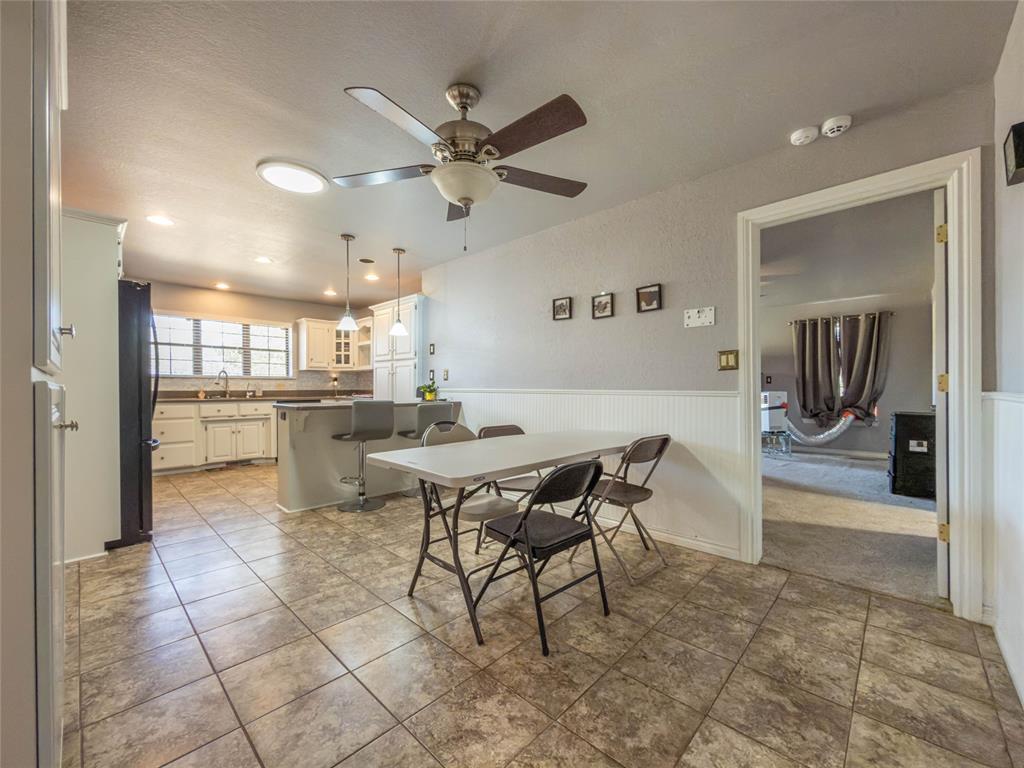 8717 Us 183 Highway Property Photo 17