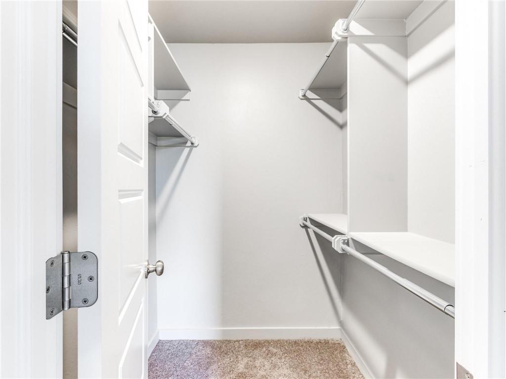 6719 Lyrewood Lane Property Photo 15
