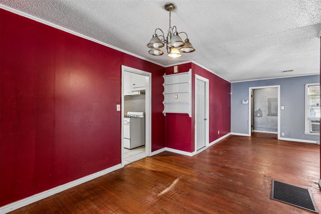 1404 Ne 39th Street Property Photo 9